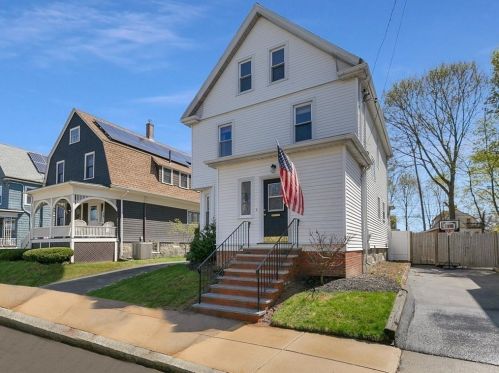 16 Tyndale St, Roxbury Xing, MA 02131 exterior