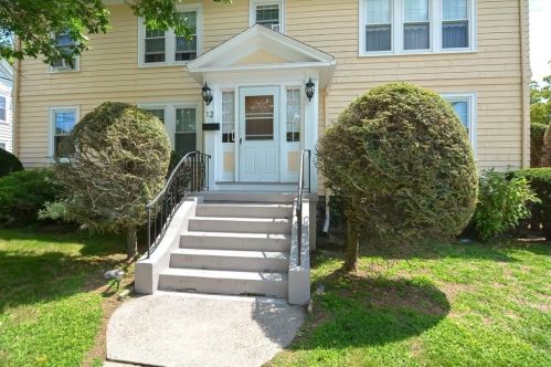 12 Lockeland Ave, Arlington, MA 02476 exterior