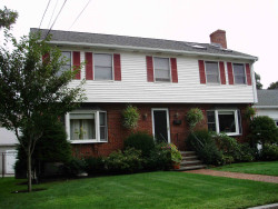 16 Oak Ave, Newton, MA 02465 exterior