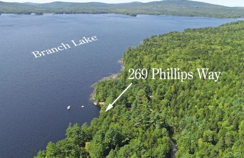 269 Phillips Way, Ellsworth, ME 04605 exterior