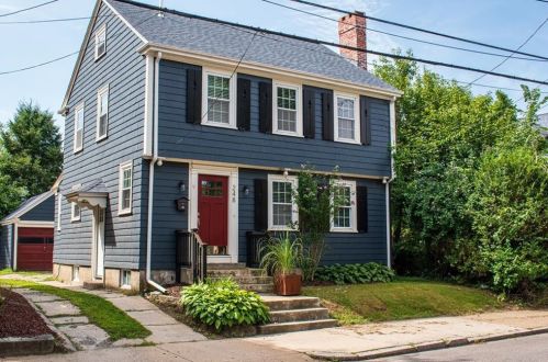 248 Bay View Ave, Providence, RI 02905 exterior