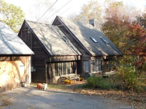 104 Hartford Rd, Colchester, CT 06420 exterior