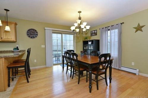 341 Ledge Rd, Killingly, CT 06241 exterior