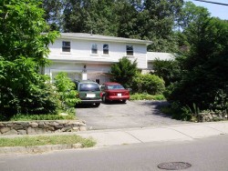 720 Dedham St, Newton, MA 02459 exterior