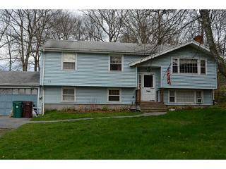 154 Star Ave, Woonsocket, RI 02895 exterior