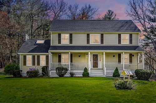 1 Quarry Hill Rd, Westford, MA 01886 exterior