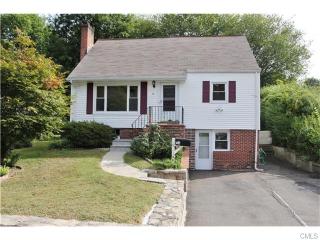 36 Chatham Dr, Norwalk, CT 06854 exterior