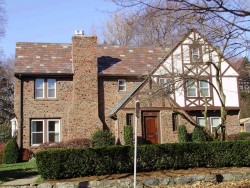 673 Centre St, Newton, MA 02458 exterior