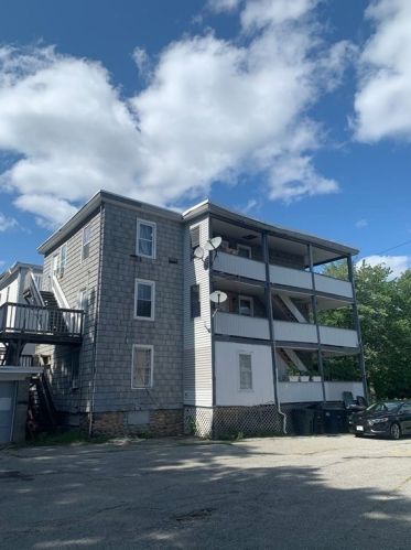 9 Henry St, Southbridge, MA 01550 exterior