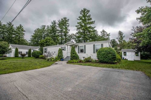 10 Pinewood Trl, Concord, NH 03301 exterior