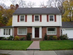 62 Judith Rd, Newton, MA 02459 exterior