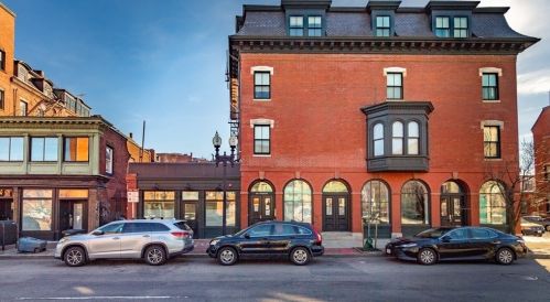 784 Tremont St, Roxbury-Xing, MA 02135 exterior