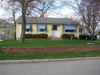 10 Deer St, East-Providence, RI 02916 exterior