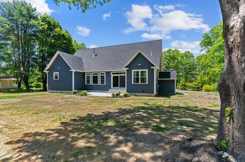 61 Lewiston Ave, Richmond, RI 02892 exterior