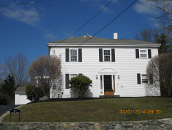 137 Oak Hill St, Newton, MA 02459 exterior