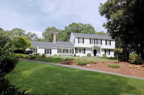 141 Half Mile Rd, Southport, CT 06890 exterior