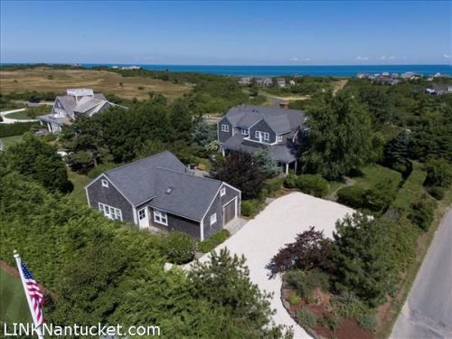 1 Crooked Ln, Nantucket, MA 02554 exterior