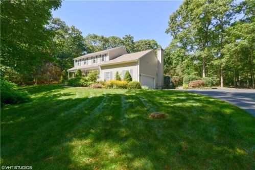 21 Cayuga Rd, Charlestown, RI 02813 exterior