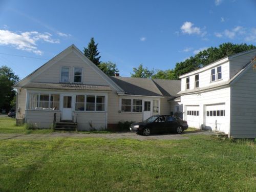 35 Main St, Patten, ME 04765 exterior