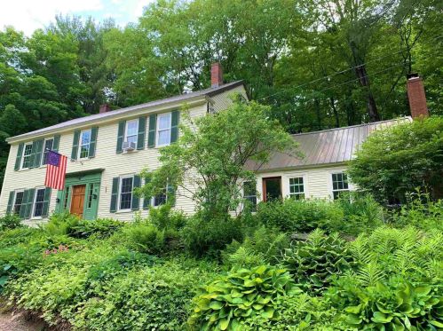 11 Water St, Bradford, NH 03221 exterior