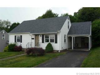 40 Salem Blvd, Union-City, CT 06770 exterior