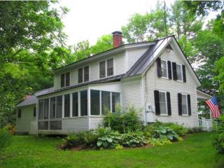 94 Houghtonville Rd, Grafton, VT 05146 exterior