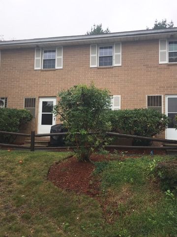 211 Elmwood Dr, Hudson, NH 03051 exterior