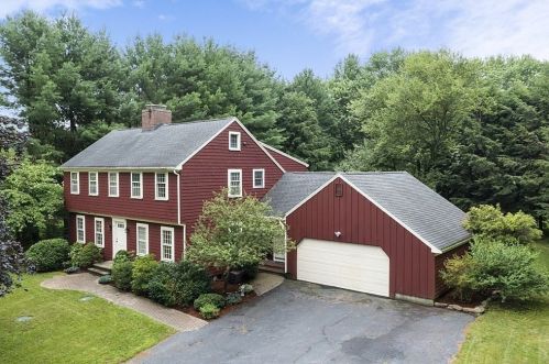 27 Saw Mill Rd, Stow, MA 01775 exterior