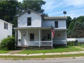 45 Dewey St, Springfield, VT 05156 exterior