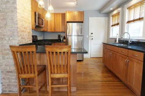 4 Nonantum St, Newton, MA 02458 exterior