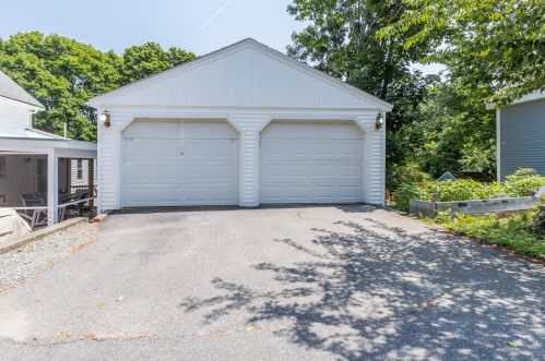 371 Middle St, Bath, ME 04530 exterior