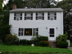 79 Carl St, Newton, MA 02461 exterior