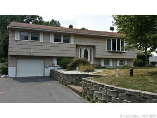 93 Forestview Dr, Waterbury, CT 06716 exterior