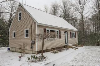 374 Black Brook Rd, Goffstown, NH 03045 exterior