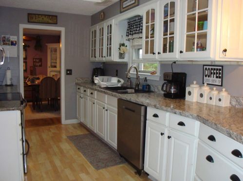 9 Tara Hill Ln, Hinsdale, NH 03451 exterior