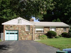 56 Bencliffe Cir, Newton, MA 02466 exterior