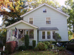 20 Oak Ter, Newton, MA 02461 exterior