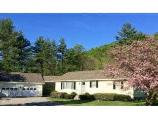 1328 Arlington Rd, Arlington, VT 05250 exterior