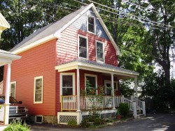 11 Raymond Pl, Newton, MA 02465 exterior
