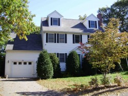 30 Bartlett Ter, Newton, MA 02459 exterior