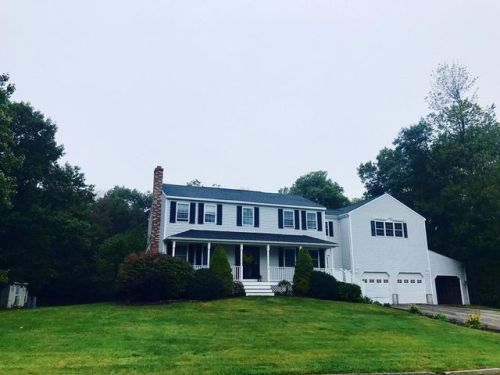 13 Laflash Ln, Leicester, MA 01524 exterior