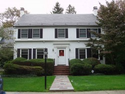37 Ferncroft Rd, Newton, MA 02468 exterior