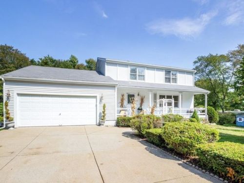 29 Stone End Rd, Medway, MA 02053 exterior