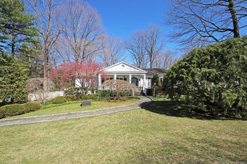 96 Pin Pack Rd, Ridgefield, CT 06877 exterior