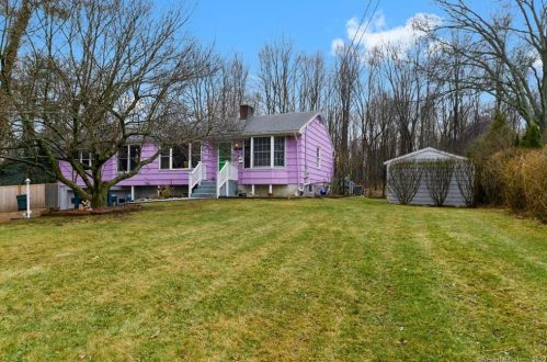 75 Rolling Acres Rd, Cheshire, CT 06410 exterior