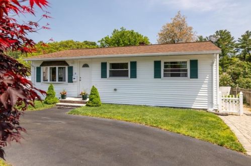 18 Fairmount Ave, Saugus, MA 01906 exterior