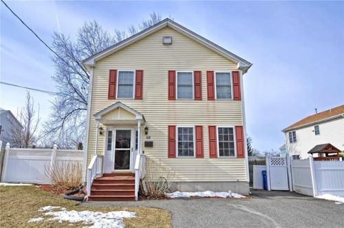 68 Maybury St, Valley-Falls, RI 02864 exterior