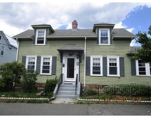 24 Charnock St, Beverly, MA 01915 exterior