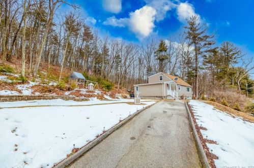 50 Reardon Rd, Fabyan, CT 06255 exterior