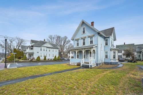 270 Wakelee Ave, Ansonia, CT 06401 exterior